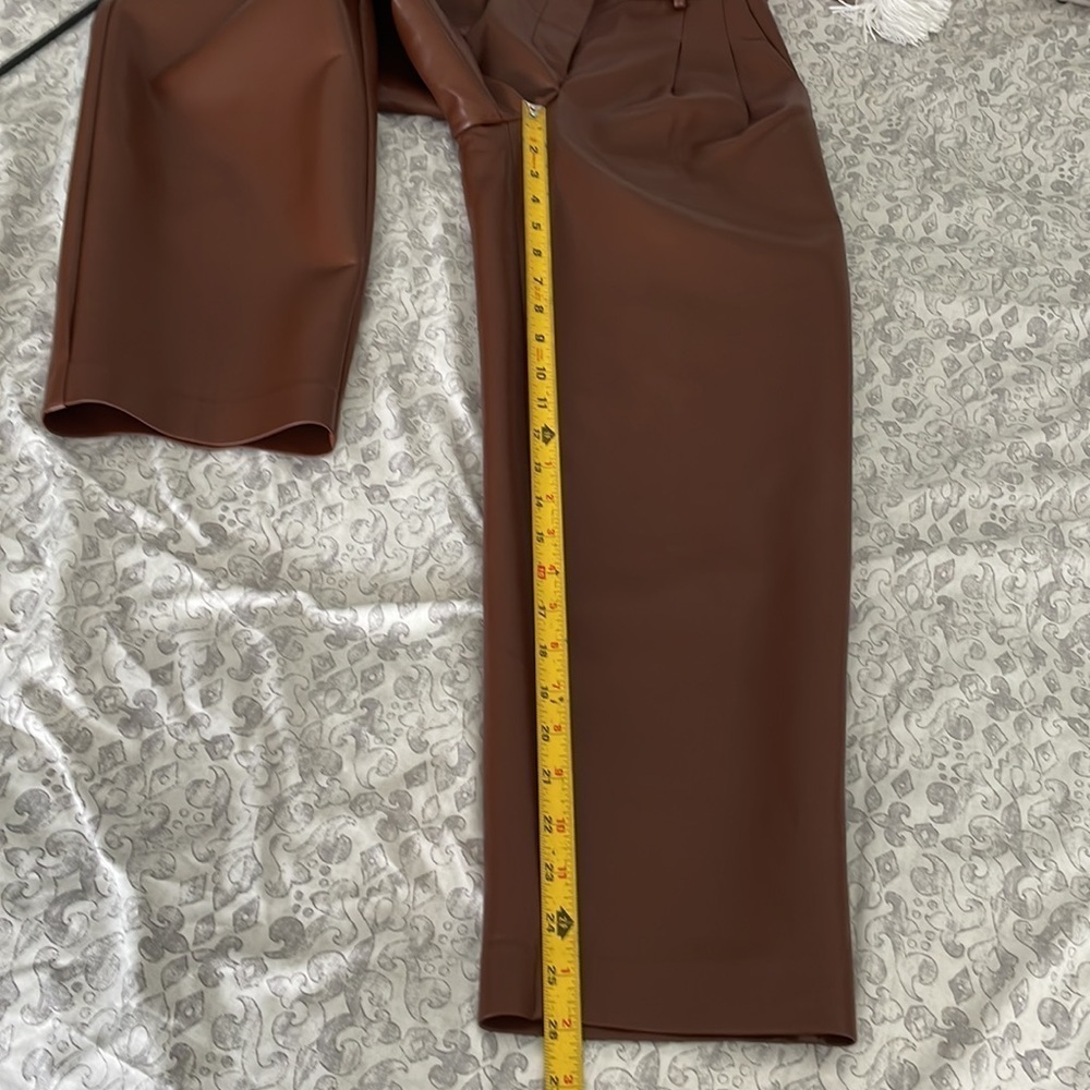 Wilfred x Aritzia brown vegan leather high rise pleated pants size 00 - Picture 8 of 11
